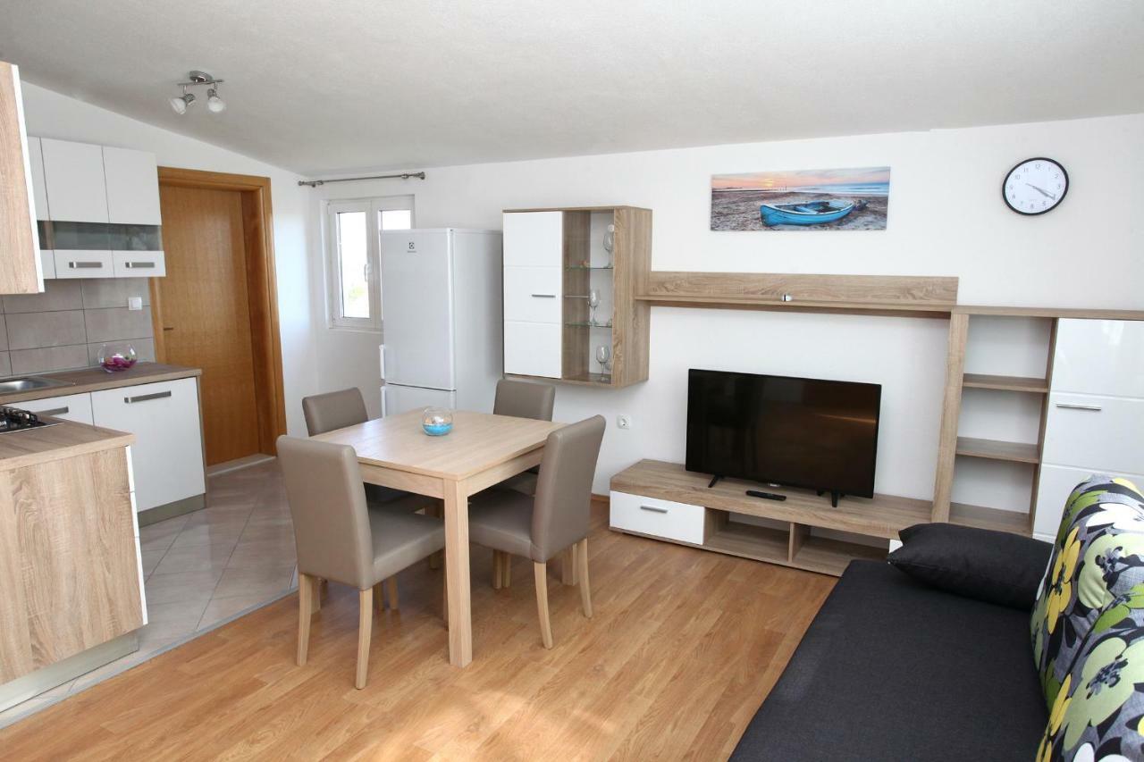 Apartments Ukic Kaštela Eksteriør bilde