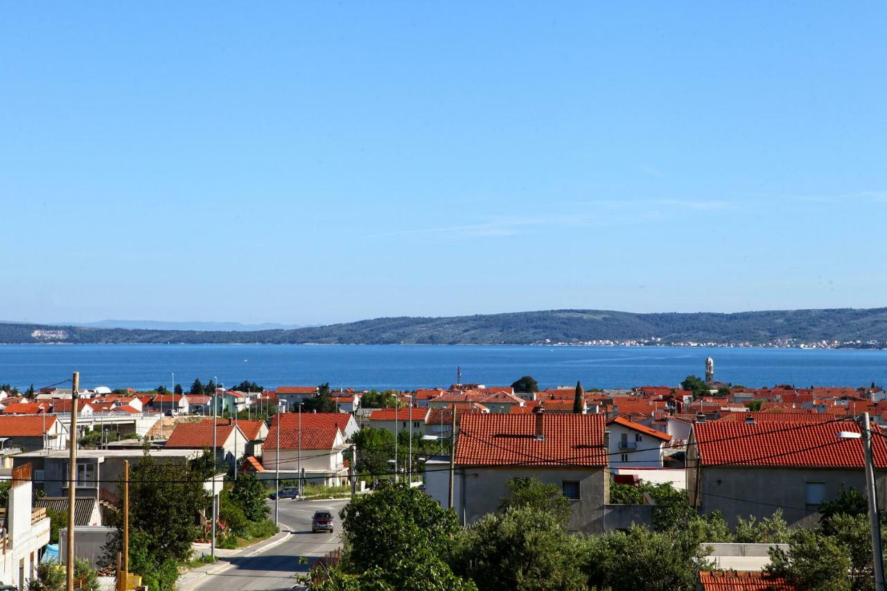 Apartments Ukic Kaštela Eksteriør bilde