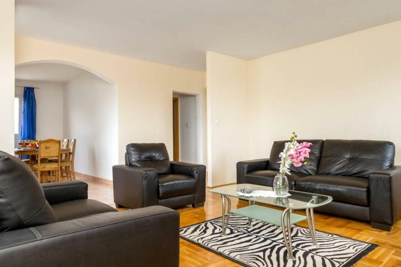 Apartments Ukic Kaštela Eksteriør bilde
