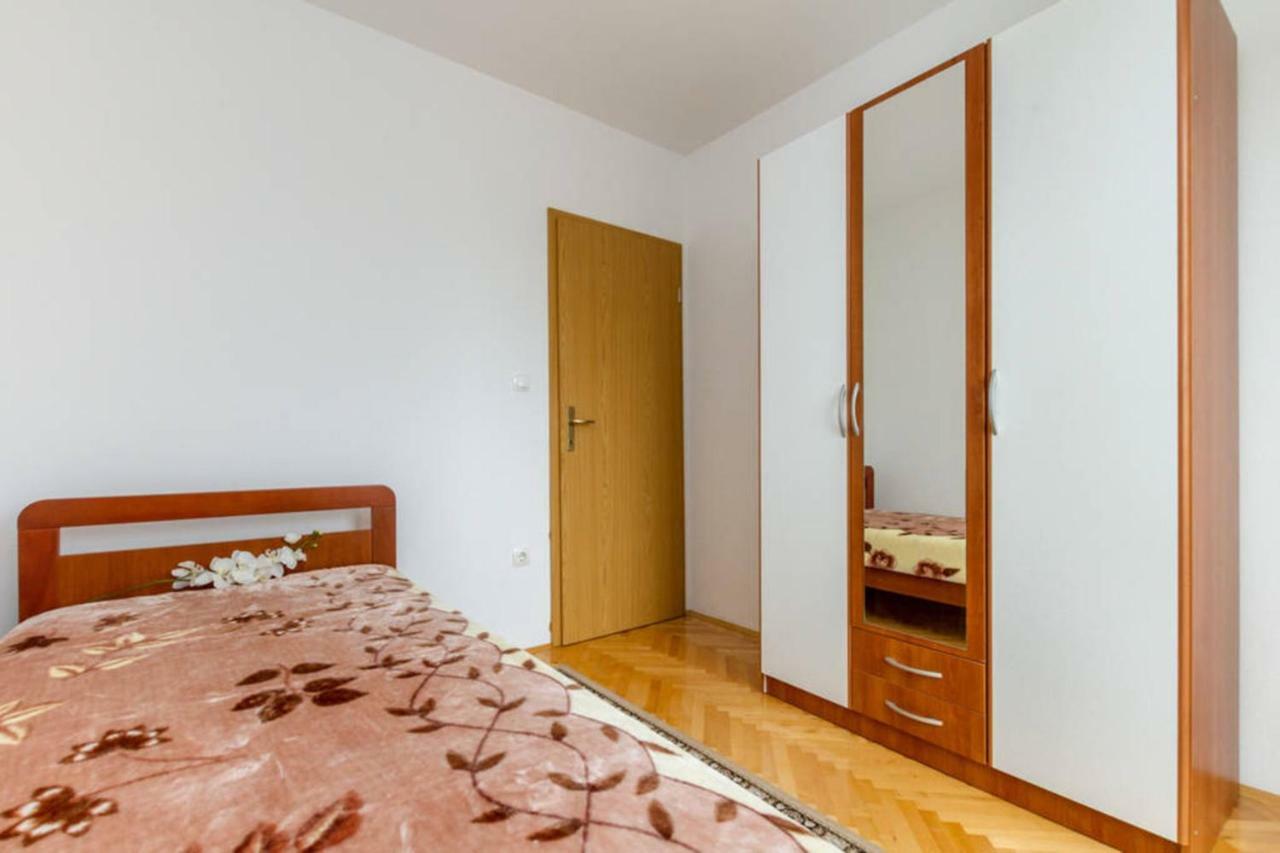 Apartments Ukic Kaštela Eksteriør bilde
