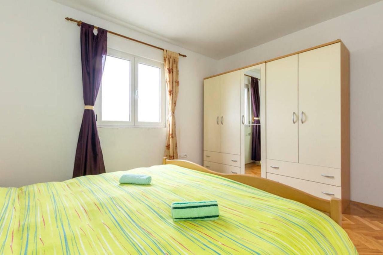 Apartments Ukic Kaštela Eksteriør bilde