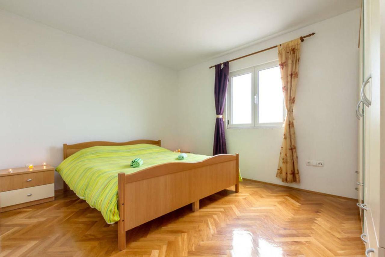 Apartments Ukic Kaštela Eksteriør bilde