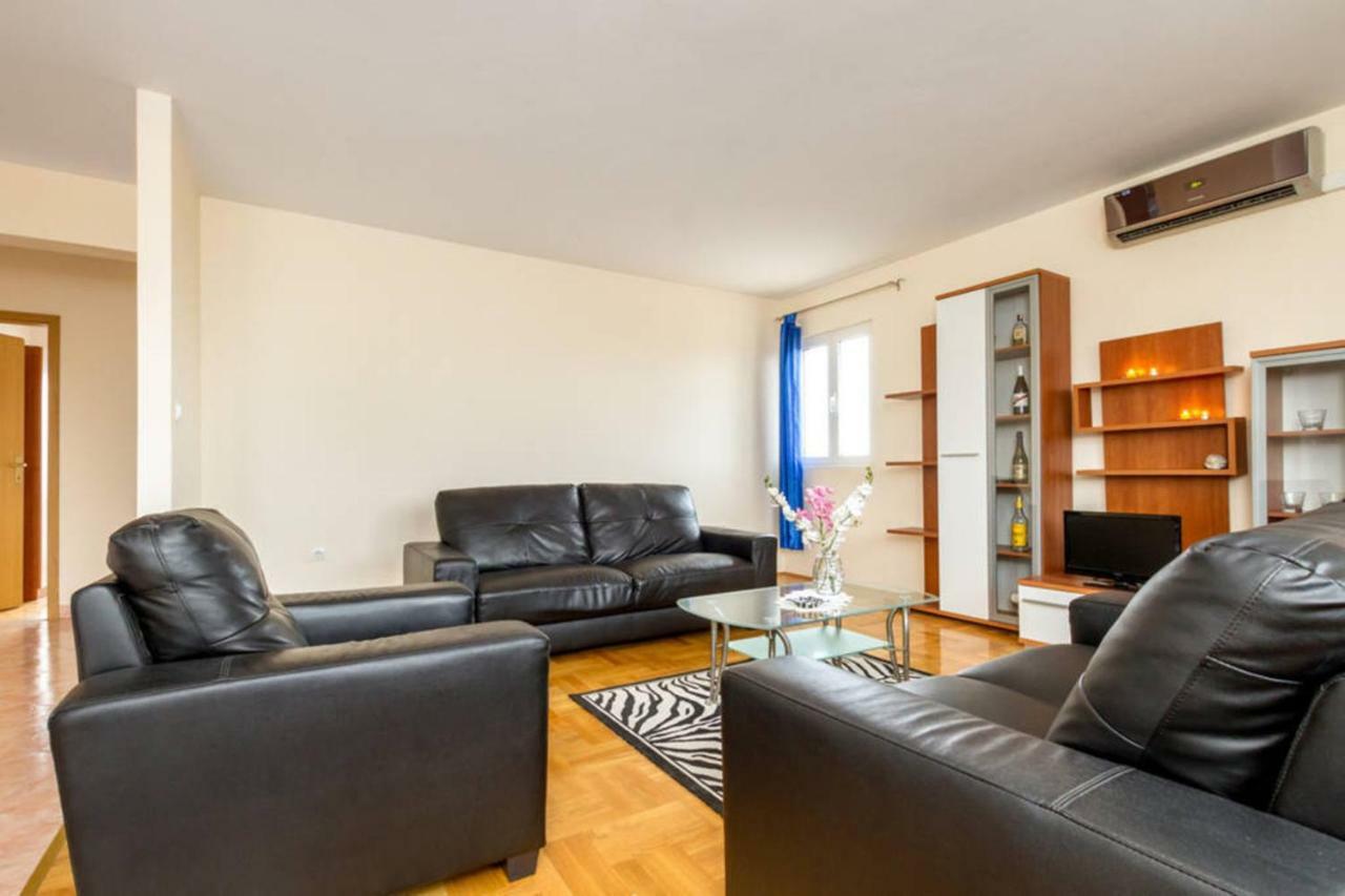 Apartments Ukic Kaštela Eksteriør bilde