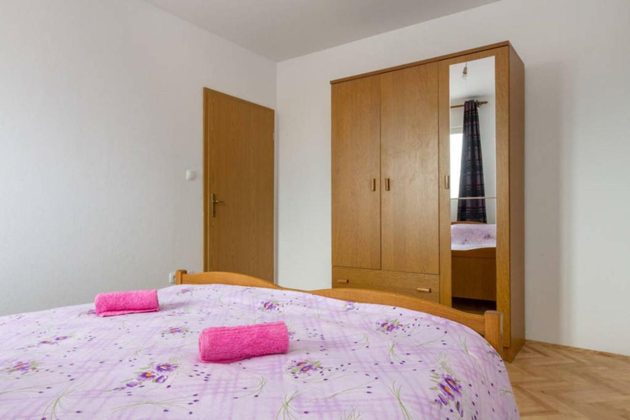 Apartments Ukic Kaštela Eksteriør bilde